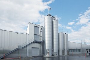 AZO outdoor silos