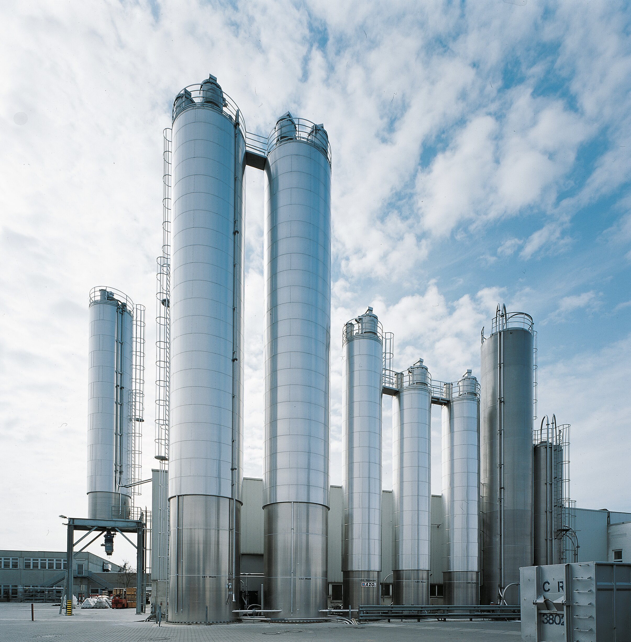 AZO outdoor silos