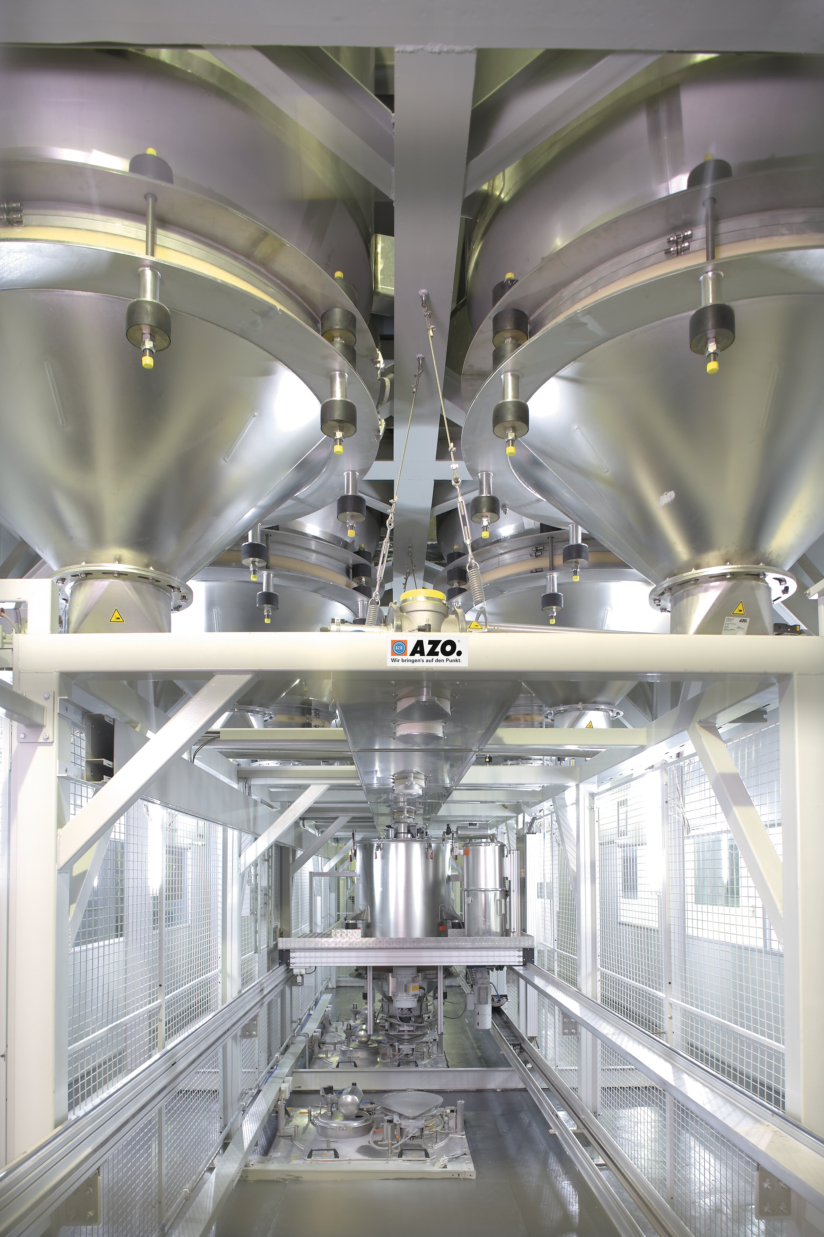 AZO COMPONENTER®: Linear Design + Mobile Scale