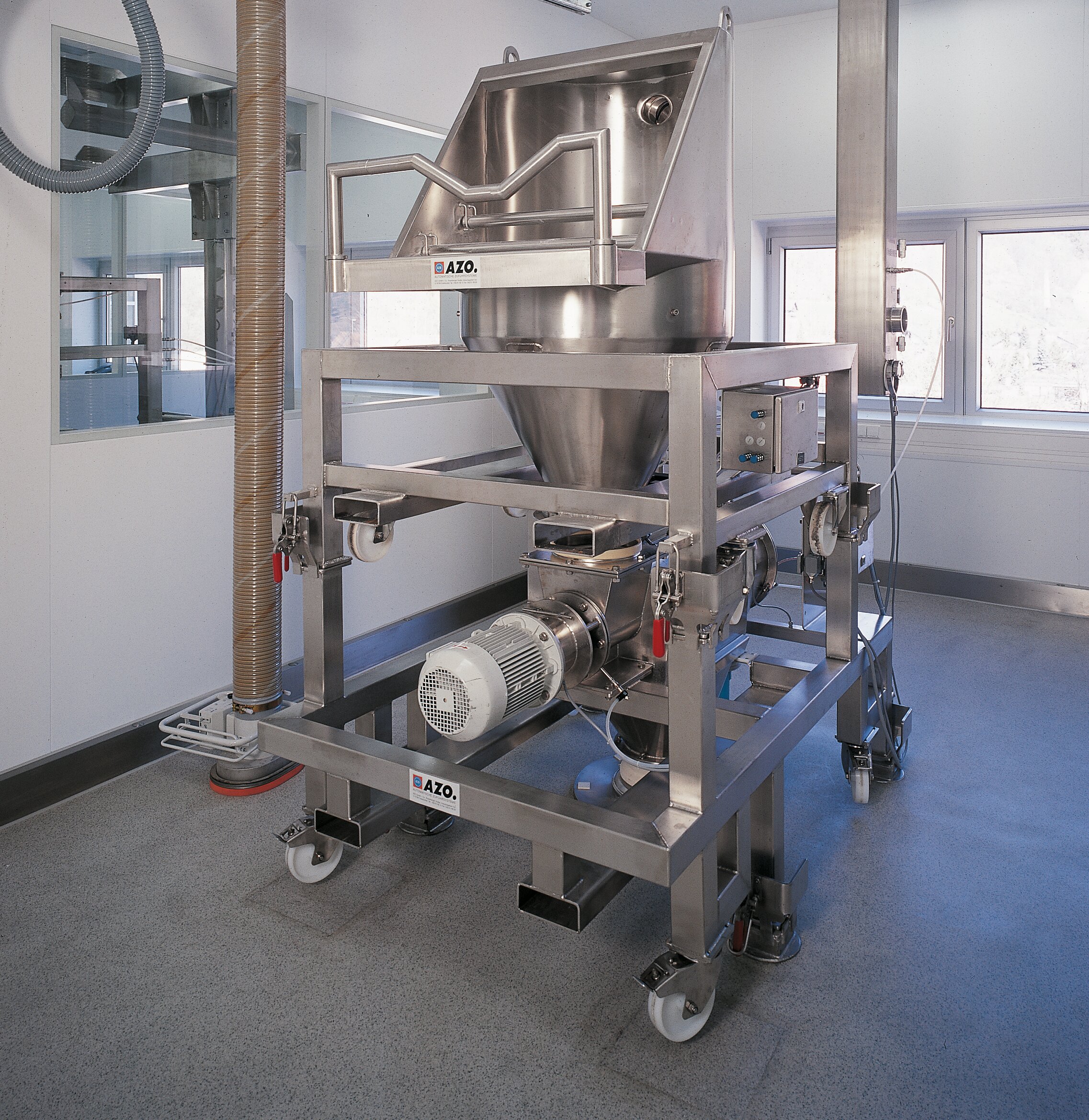 AZO Feeding hopper for feeding of bags