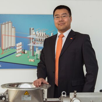 AZO China | Zhou Zhibin | Sales Manager AZO LIQUIDS